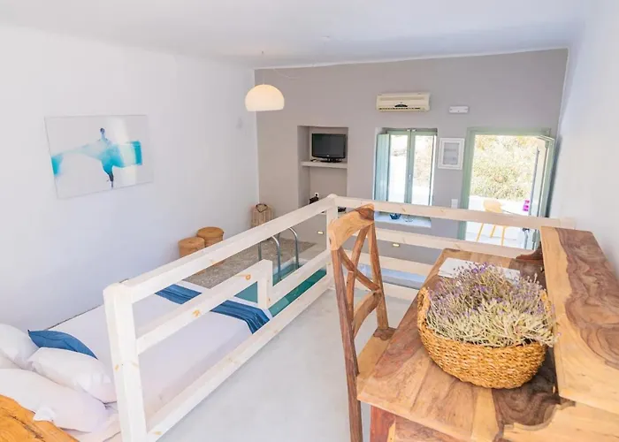 Pylaia Boutique & Astypalaia